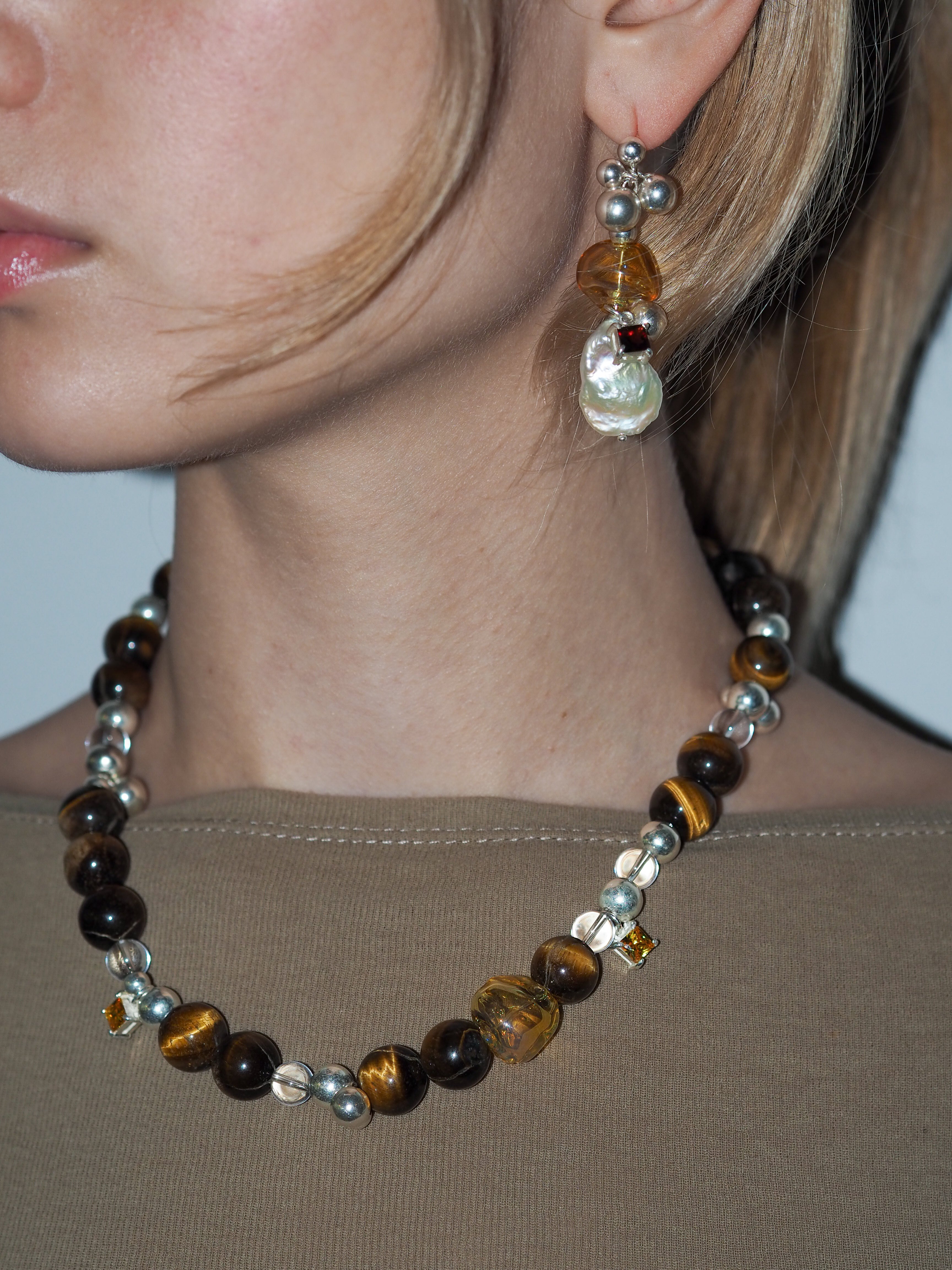 Collar Clash